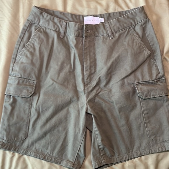 Dark green TopMan Cargo Shorts - Picture 1 of 5